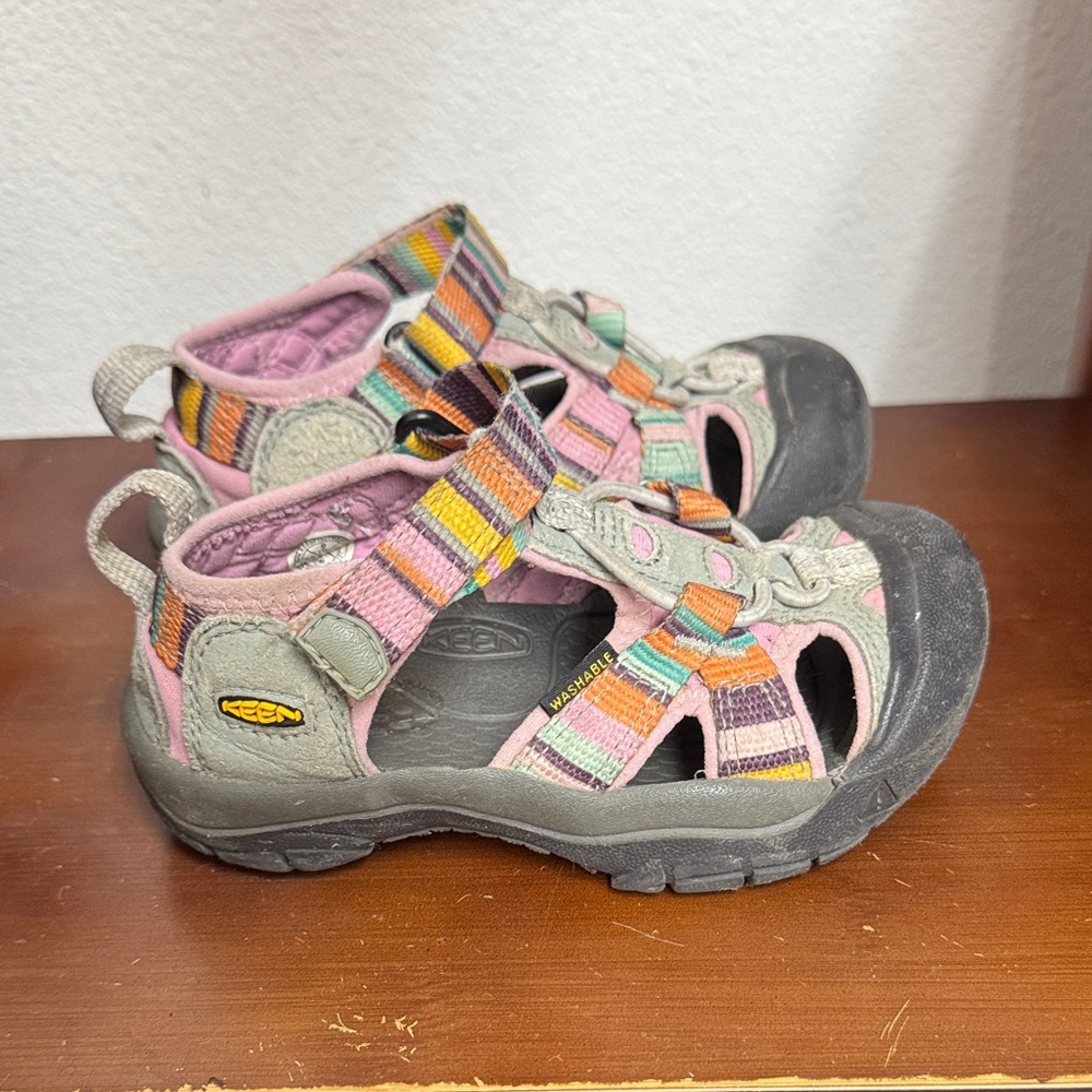 Keen Kids Striped Sandals - Pink and Gray